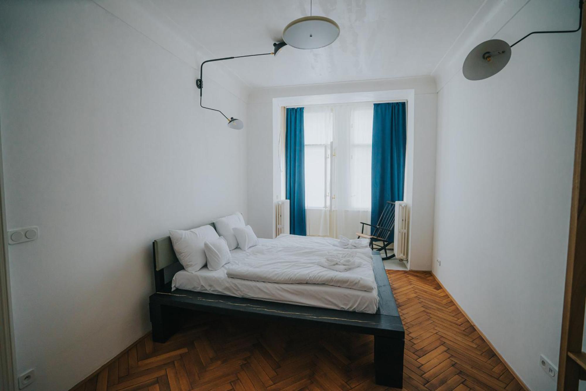 Bohemian Experience Aparthotel Prague Exterior photo