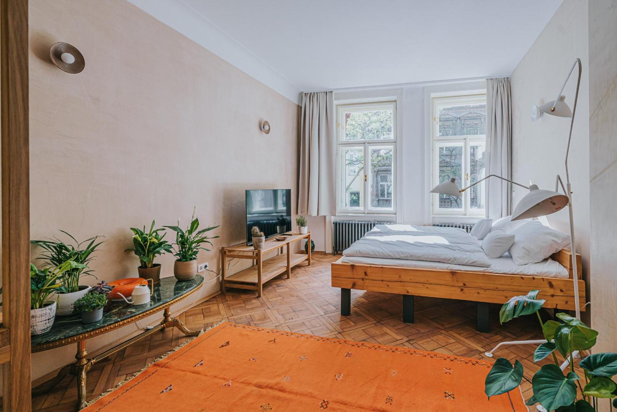Bohemian Experience Aparthotel Prague Exterior photo