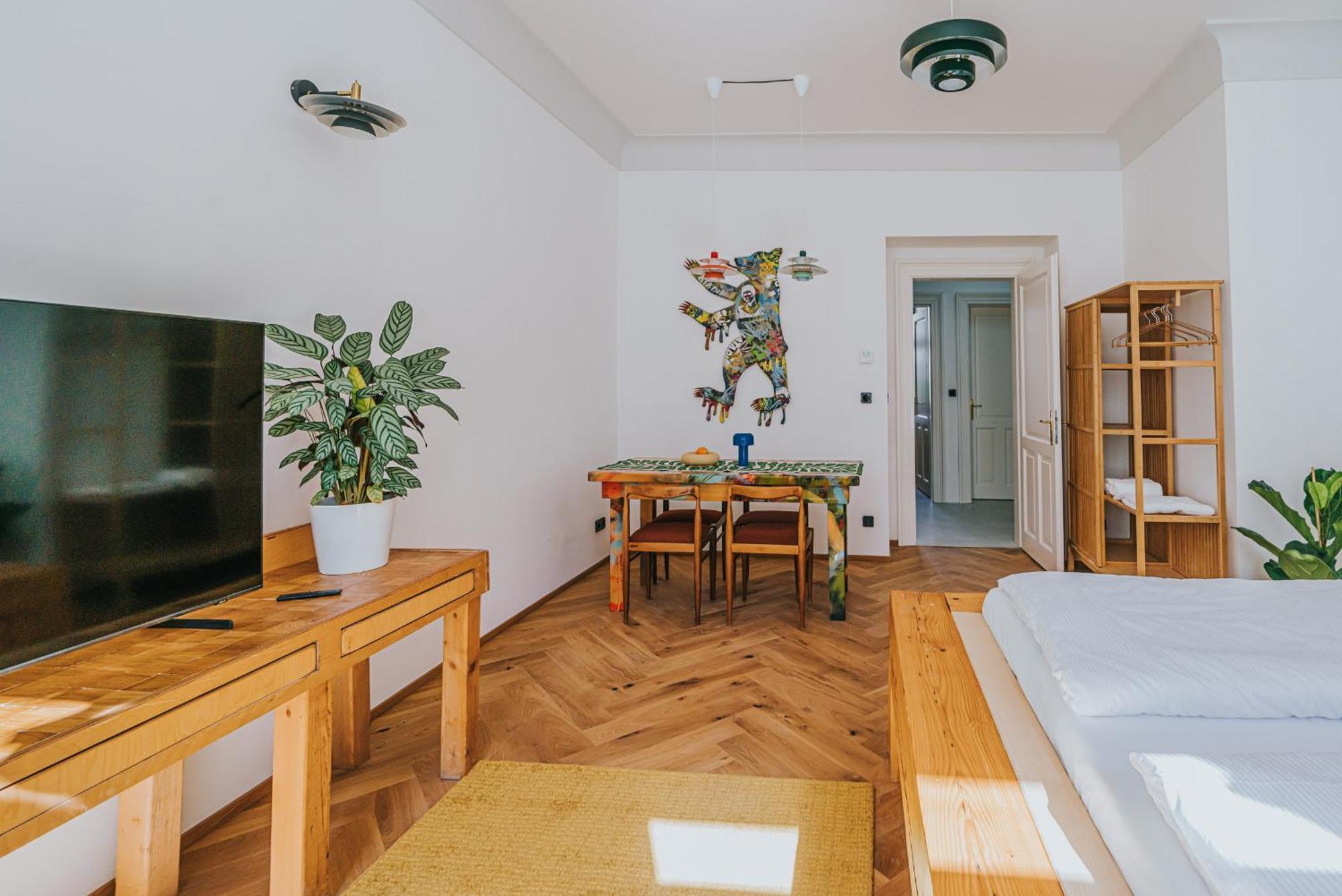 Bohemian Experience Aparthotel Prague Exterior photo